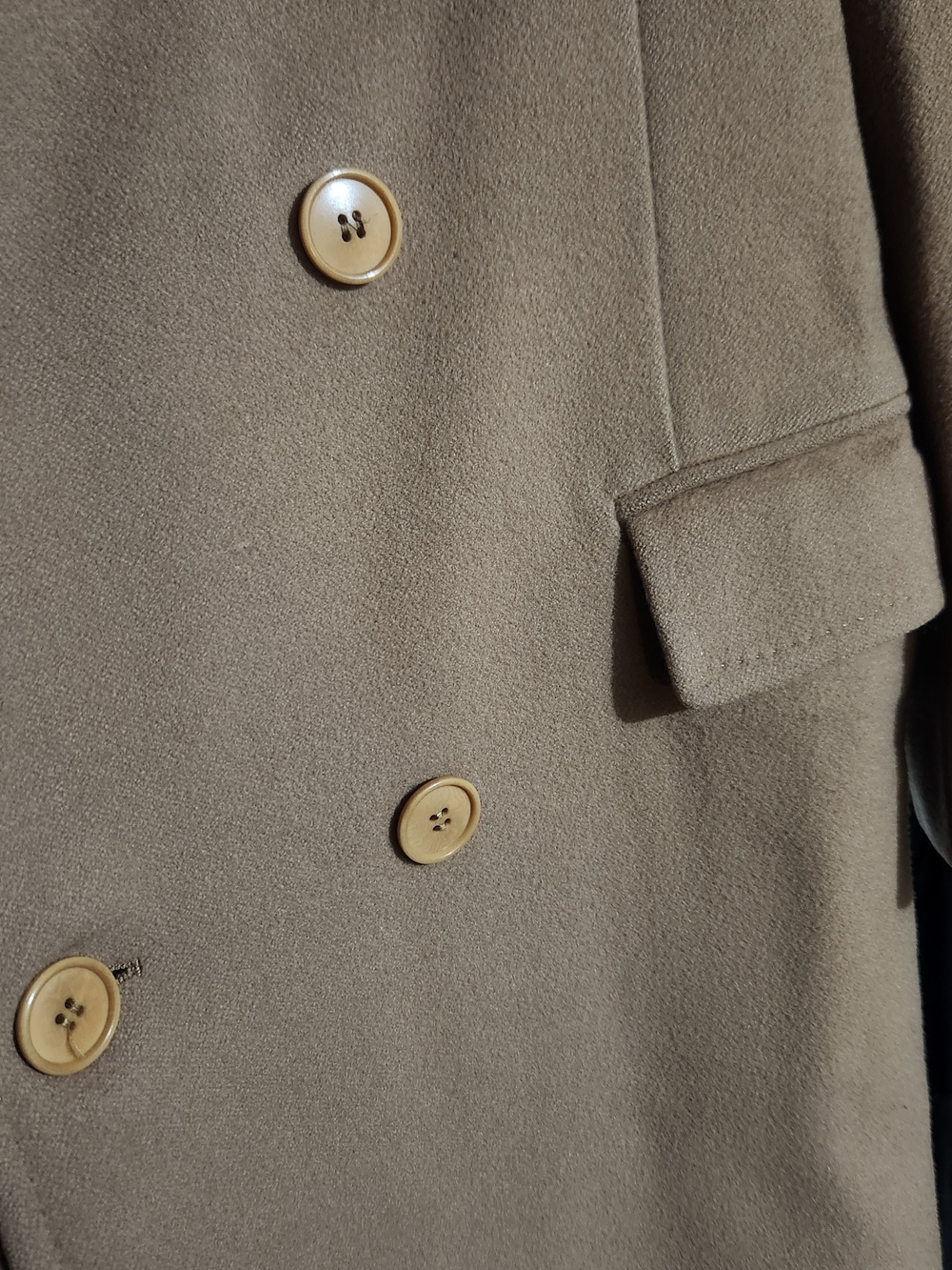 Luxury Vintage Valentino Uomo Camel Coat 100% Wool Double Breasted Italy M/L - Picture 6 of 8
